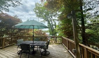 57 Lakeside Dr, Alloway, NJ 07461