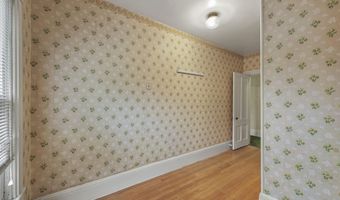 34-36 Crandall St, Adams, MA 01220