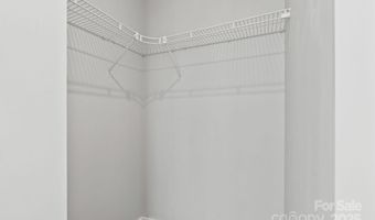 24 Lower Grassy Branch Rd, Asheville, NC 28805