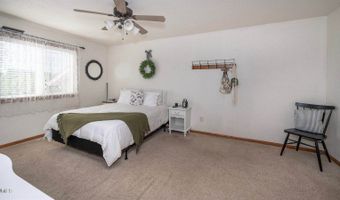 3616 Southridge Ln, Bismarck, ND 58504