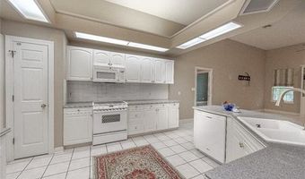 6724 TENNYSON OAKS Ln, Alexandria, LA 71301