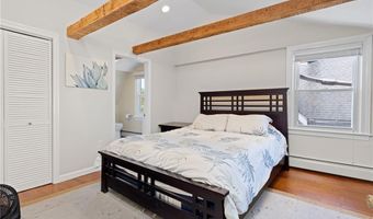 92 Franklin St, Bristol, RI 02809