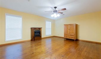 2284 E Roping Rd, Atoka, OK 74525