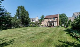 151 Lakewood Blvd, Madison, WI 53704