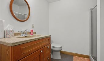 1653 Fairview Dr, Allegan, MI 49010