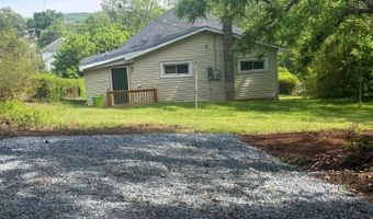 702 13th St, Altavista, VA 24517