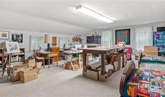 12 Lampercock Ln, Lincoln, RI 02865