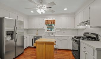 1010 Black Oak Rd, Bonneau, SC 29431