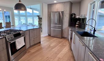 106 Chestnut Ln, Bellevue, ID 83313