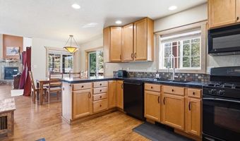 746 W Vallecito Crk, Bayfield, CO 81122