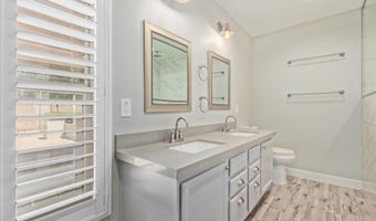 2082 E WILDHORSE Dr, Chandler, AZ 85286