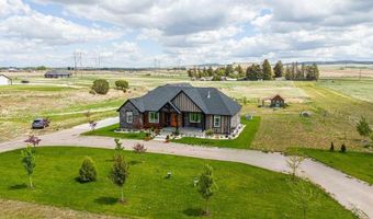 161 Snake River Dr, American Falls, ID 83211