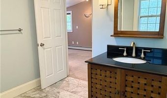 79 W Shore Dr, Exeter, RI 02822