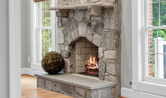 43079 LAGO GALLERIE Ct, Ashburn, VA 20148