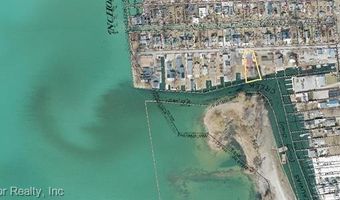 7843 Stark Dr, Algonac, MI 48001