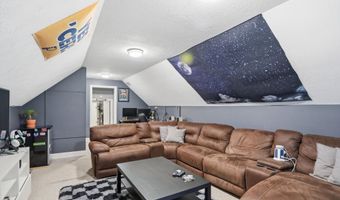 1954 Lakeview Dr, Avon, IN 46123