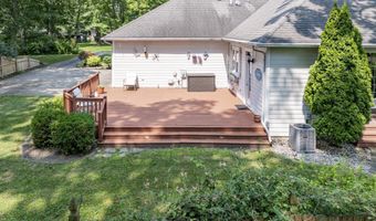 2110 Dena Dr, Anderson, IN 46017