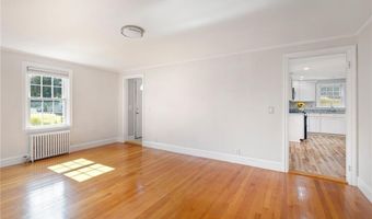 16 Elm Ave, East Providence, RI 02916