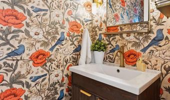 5627 7TH St NW, Washington, DC 20011