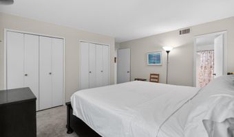 7551 SPRING LAKE Dr D-1, Bethesda, MD 20817