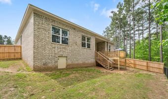 18508 Parkway Pines Dr, Bauxite, AR 72011