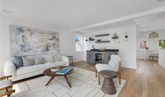 104 Second St, Newport, RI 02840