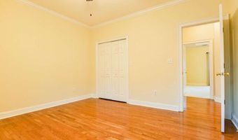 211 Stonecrest Ct, Athens, GA 30605