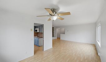 835 12TH St, Bandon, OR 97411