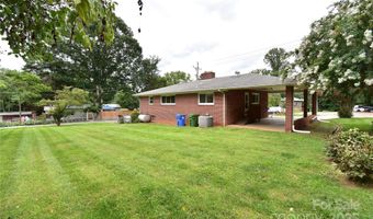 20 Sand Hill School Rd, Asheville, NC 28806