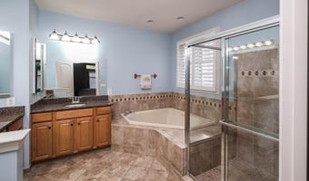 117 HARVESTER Dr, Lake Frederick, VA 22630