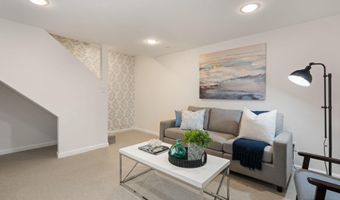 2713 ALBEMARLE Dr, Alexandria, VA 22303