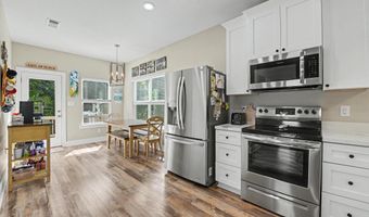5114 Oak St, Bay St. Louis, MS 39520