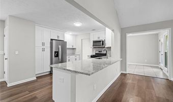 1194 Meadow Oaks Dr NW, Acworth, GA 30102