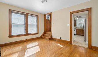 37 E Lakeview Ave, Columbus, OH 43202