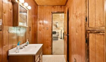 Clouse Road, Addison, PA 15411