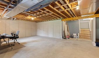 3228 Pender, Adrian, MI 49221