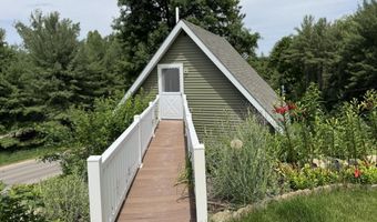 10311 SE Torch Lake Dr, Alden, MI 49612