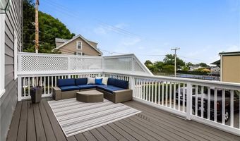 23 Vernon Ave 1, Newport, RI 02840