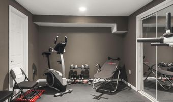 14302 DELCASTLE Dr, Bowie, MD 20721