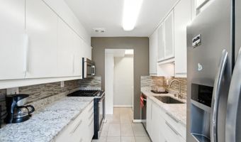 4979 BATTERY Ln 4979-1, Bethesda, MD 20814