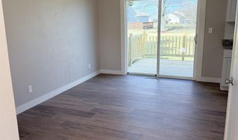 1517 NAVARINO St, Algoma, WI 54201