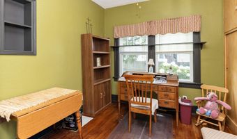 526 SW Walnut St, Ankeny, IA 50023