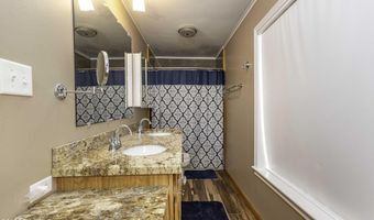 13132 Veterans Memorial Dr, Abbeville, LA 70510