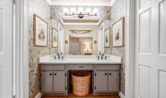 3602 SOUTH Pl #2, Alexandria, VA 22309