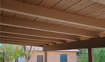 16594 Tenaja Rd, Apple Valley, CA 92307