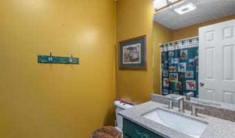 1720 Chesapeake Dr, Athens, TN 37303