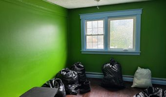 905 County St, Bennington, VT 05201