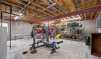 14971 Fairmount Rd, Basehor, KS 66007
