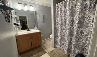 3738 Redlands Dr, Baton Rouge, LA 70814