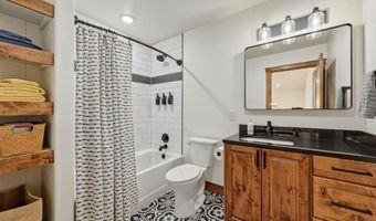 449 French Creek Rd, Buffalo, WY 82834